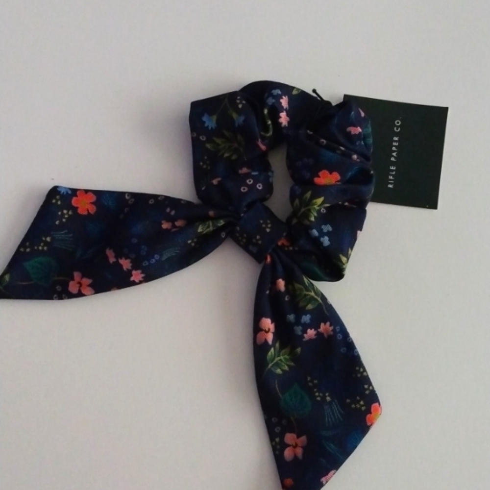 Wildwood Scrunchie by Paper Source